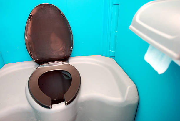 Best Construction site porta potty rental  in Trumbull Center, CT