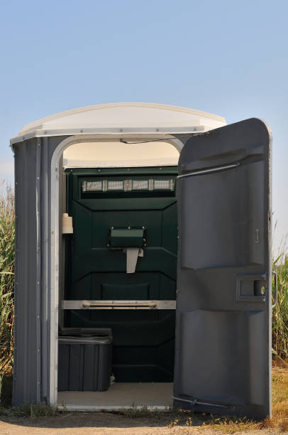 Porta potty rental for outdoor events in Trumbull Center, CT